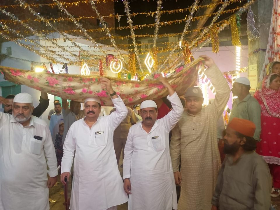 कुल शरीफ की फातिहा में वतन और कौम की सलामती के लिए मांगी दुआ, रातभर चला कव्वाली का दौर - फोटो 2